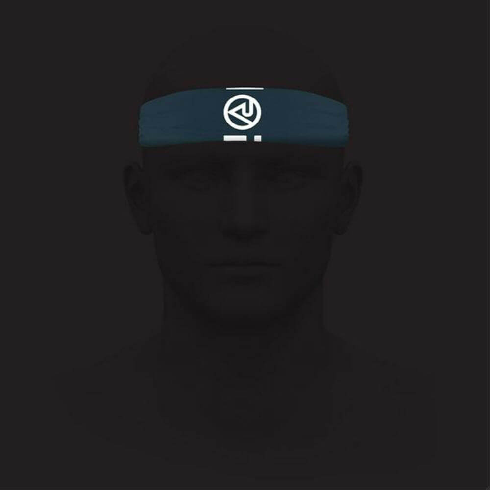 Proviz REFLECT360 reflective multifuncational headwear. Windproof and breathable for running and cycling. Neck gaiter and neck tube for running and cycling