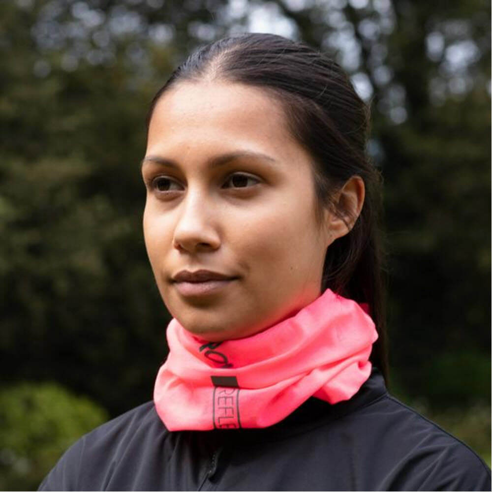 Proviz REFLECT360 reflective multifuncational headwear. Windproof and breathable for running and cycling. Neck gaiter and neck tube for running and cycling