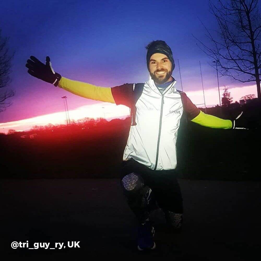 Proviz REFLECT360 mens reflective gilet for running or cycling. Breathable with high visiblity